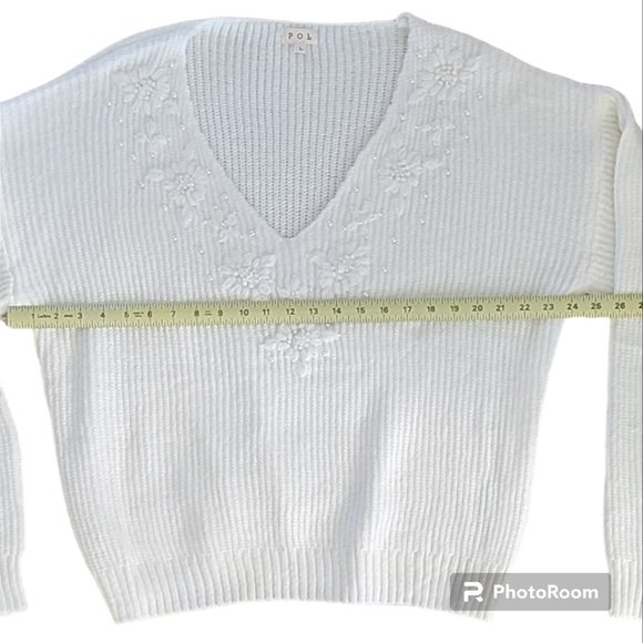 POL Ivory V-Neck Mohair Wool Sweater Embroidered with Pearl Bead Detail NEW - Picture 5 of 9